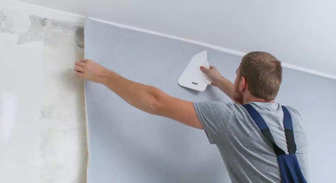 Wallpaper installation in progress